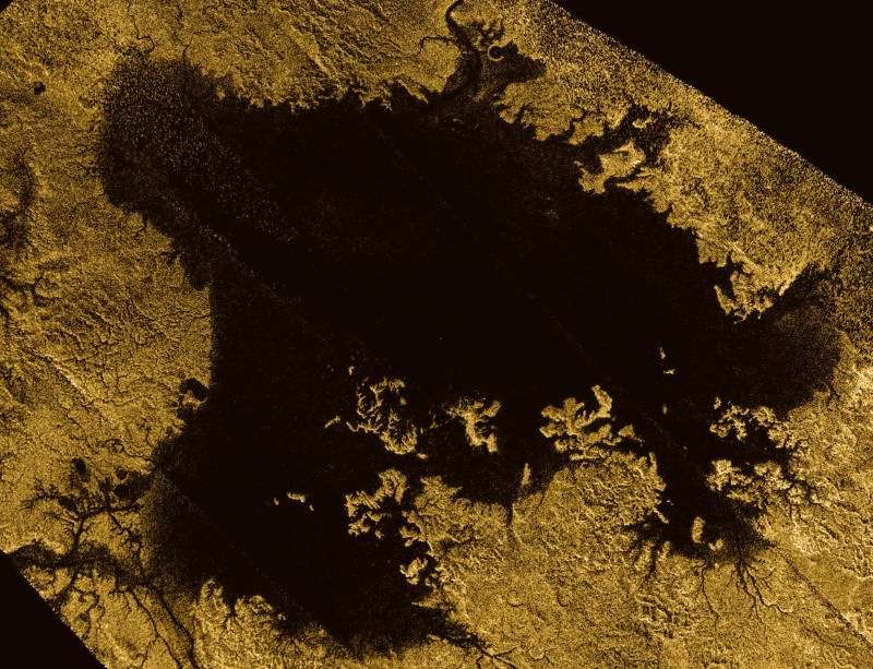 टायटन उपग्रहावरील मिथेन, इथेन चे सरोवर
