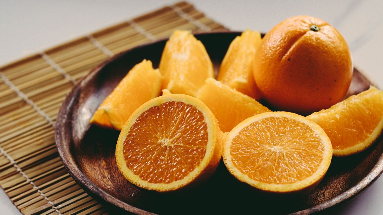 संत्री खाण्याचे आरोग्यासाठी फायदे